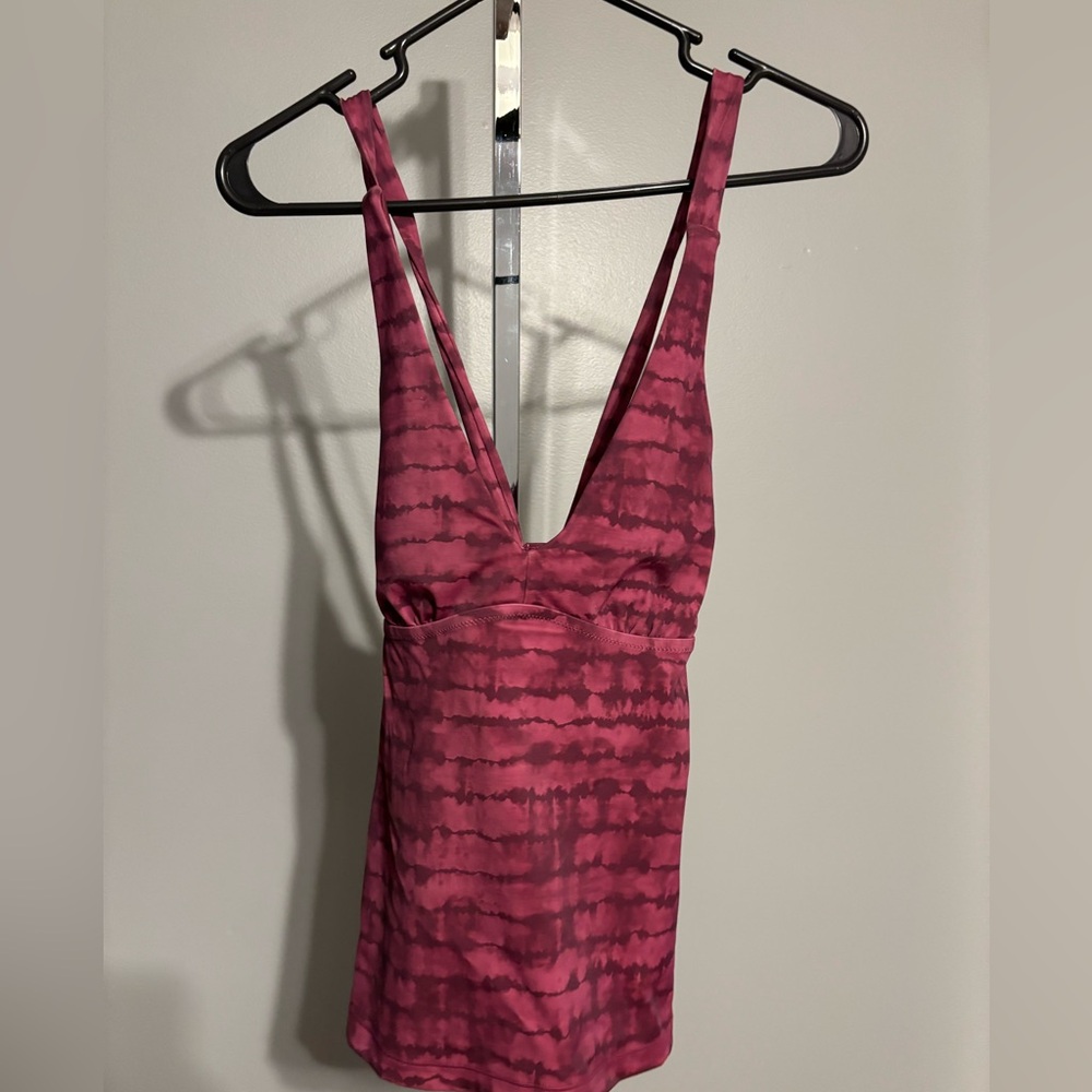 Athleta Criss Cross Back Tank Top Purplish Tie Dye With Lining Small